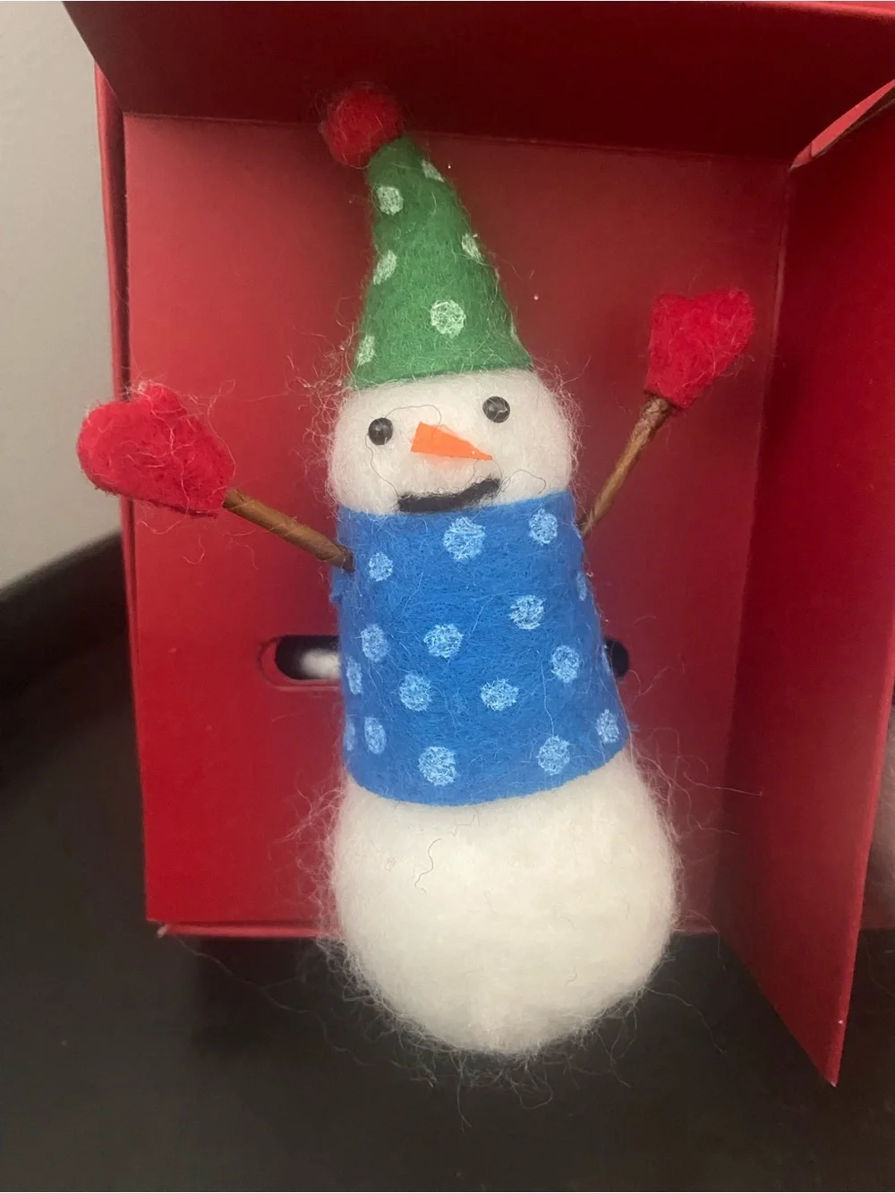 Williams Sonoma Felt Snowmen Set of Four NWT